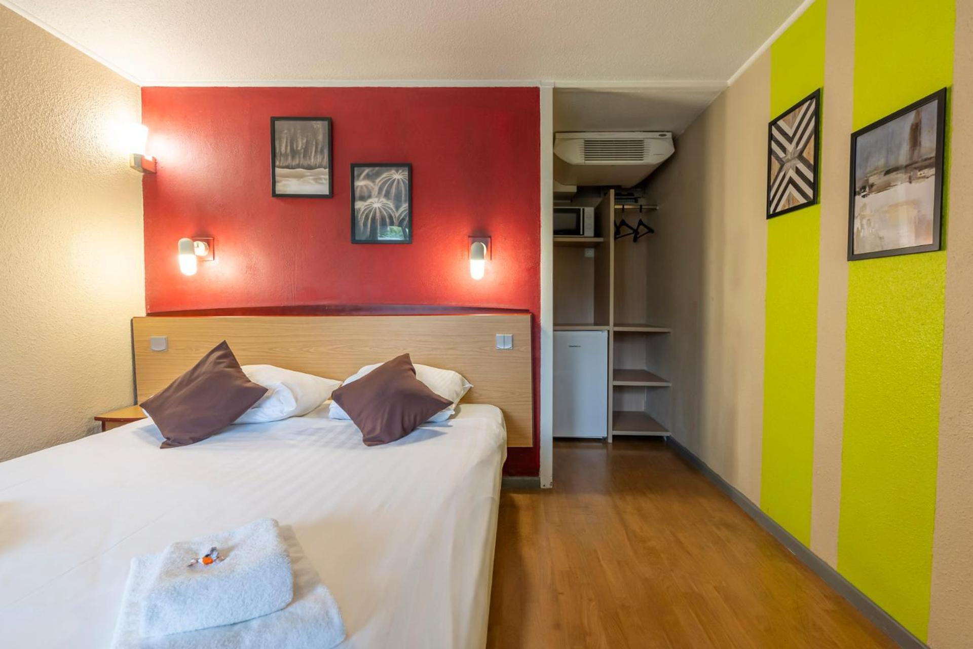 Sleep & Go Brugge Hotel Exterior photo